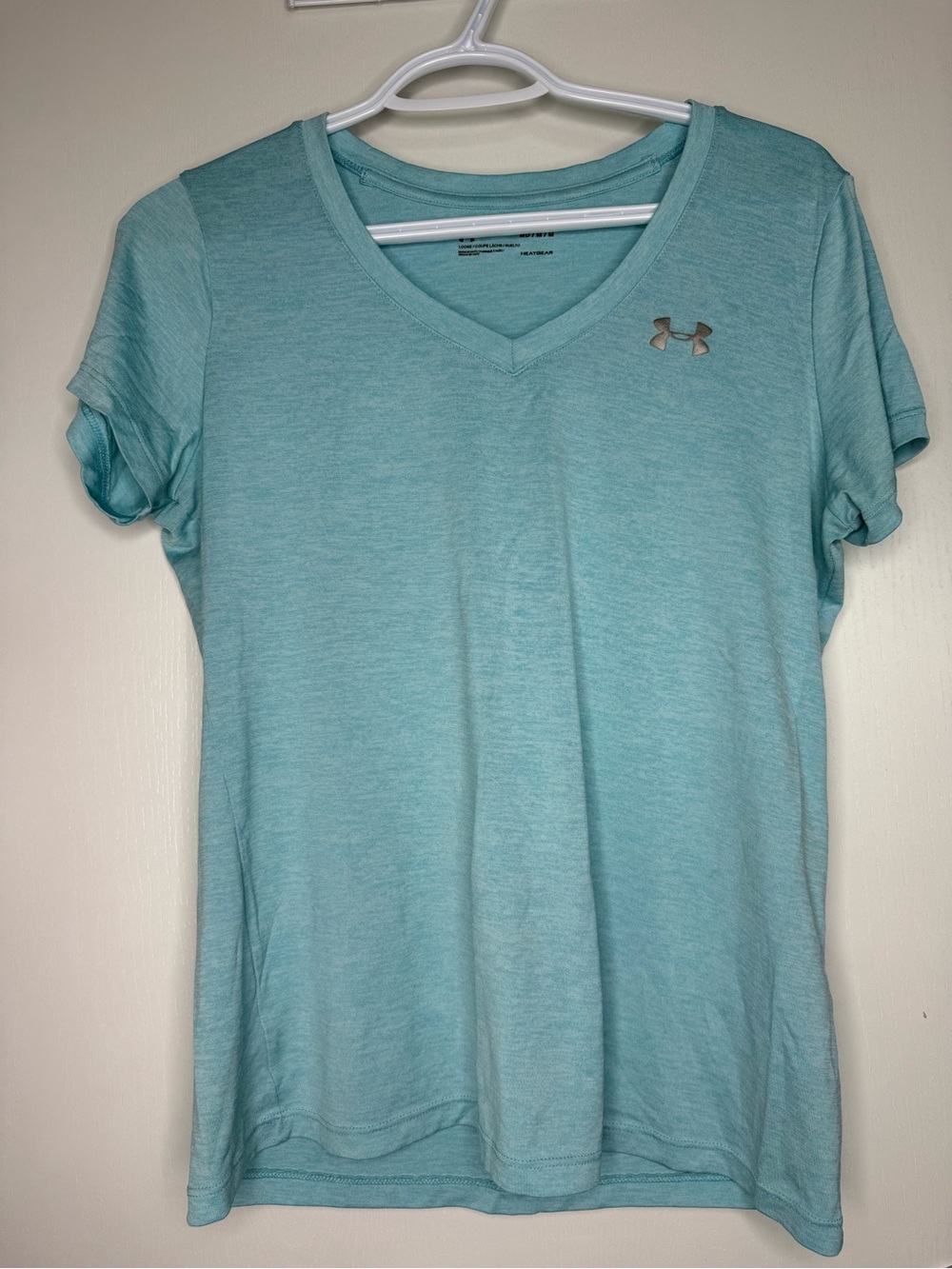 Under Armour Women's Aqua V-Neck Short Sleeve Performance Tee